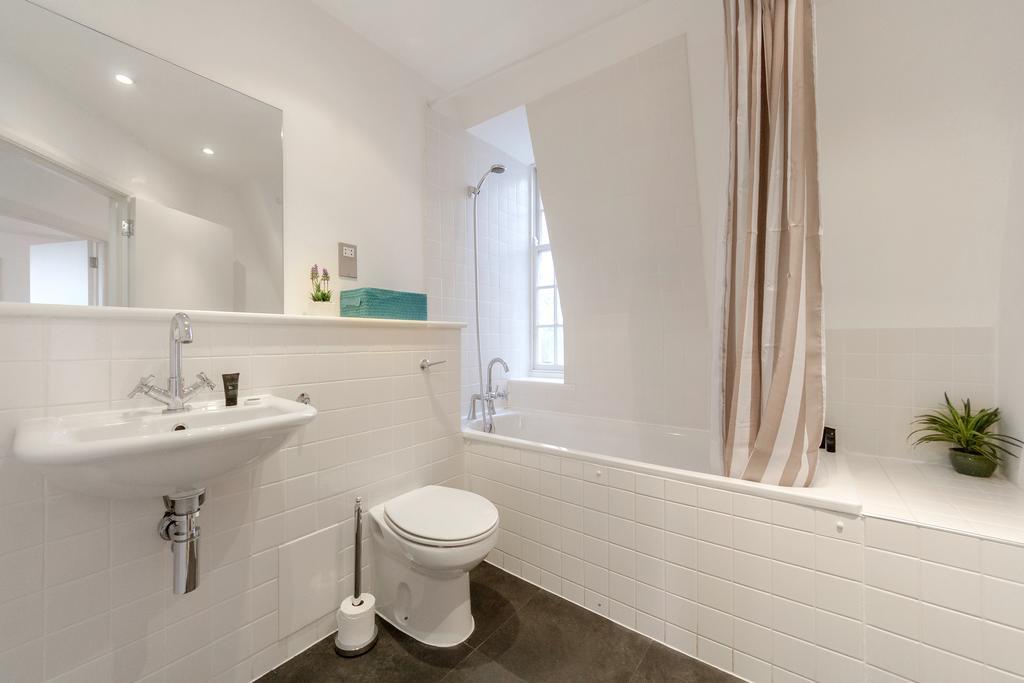 Roomspace Serviced Apartments - Groveland Court London Szoba fotó